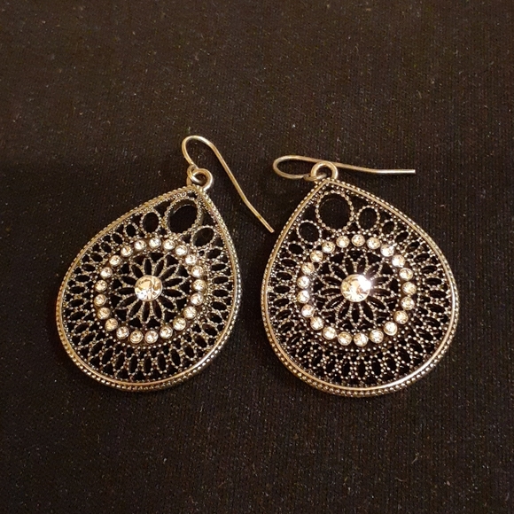 G.H. Bass & Co. Jewelry - GH BASS Drop Earrings
